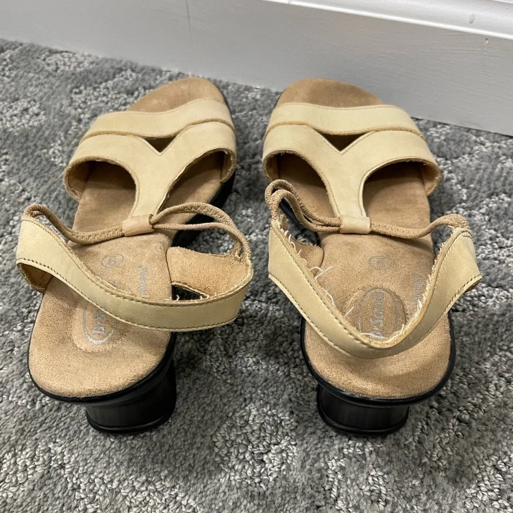 Dr. Scholl’s Double Air-Pillo Low Heel Sandals Size 9